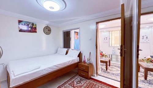 Deluxe Apartment