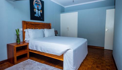 Deluxe Double Room (1 adult + 2 children)