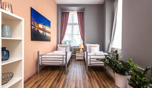 Twin Room with Shared Bathroom