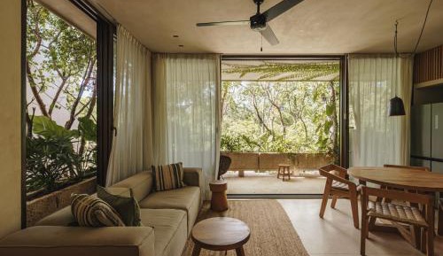 One-Bedroom Apartment with Balcony