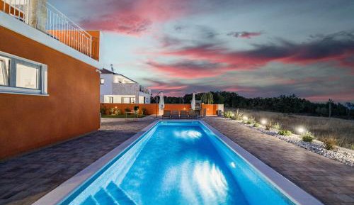 Four Bedroom Villa with Pool