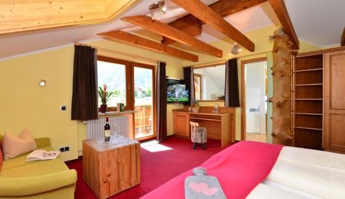 Junior Suite with Bath