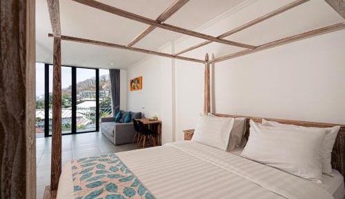 Deluxe Double Room with Balcony
