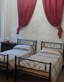 Double or Twin Room with Private External Bathroom