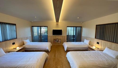 Quadruple Room with Bathroom