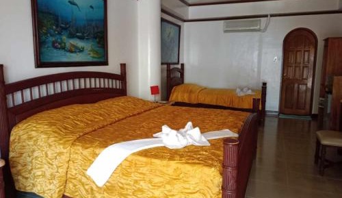 Suite with Pool View
