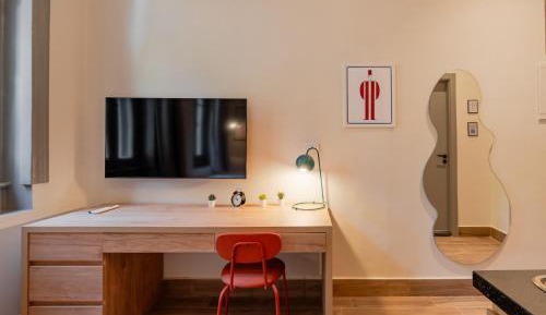 Studio Apartment