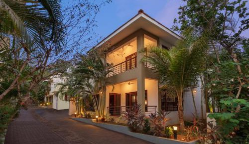 Six-Bedroom Villa 