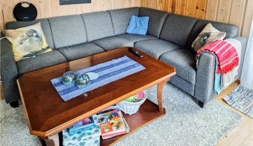 Four-Bedroom Holiday Home