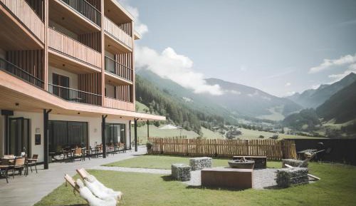 Two-Bedroom Superior Apartment