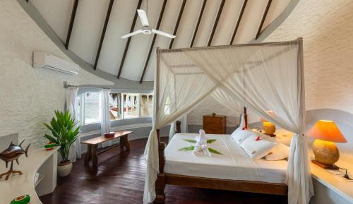 Deluxe Beach Villa with Private Beach
