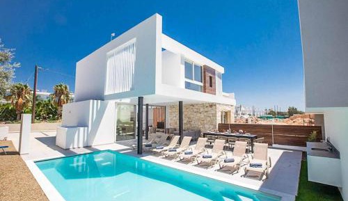 Five-Bedroom Villa
