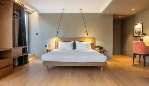 Acropolis Suite