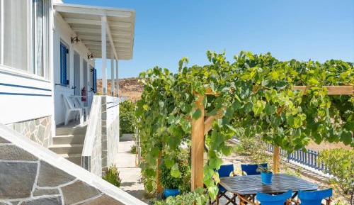 Superior One-Bedroom Apartment with Balcony
