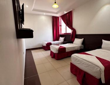 Economy Triple Room