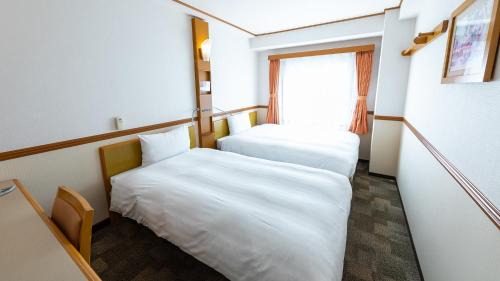 Family Twin Room - Non-Smoking