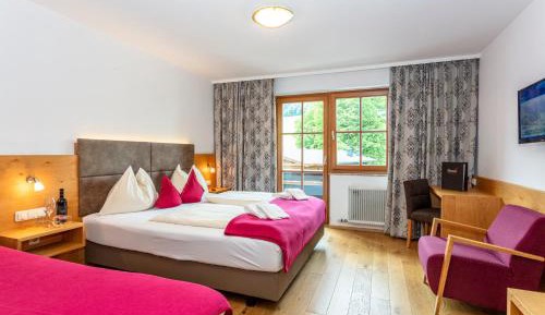 Triple Room with Balcony