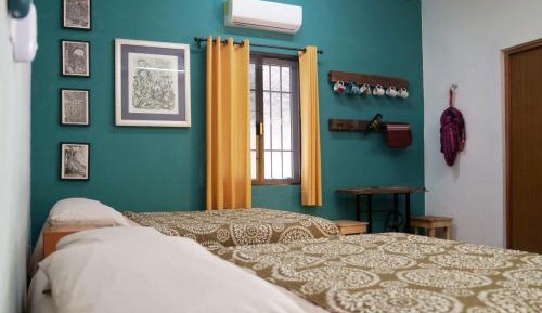Twin Room with Private Bathroom