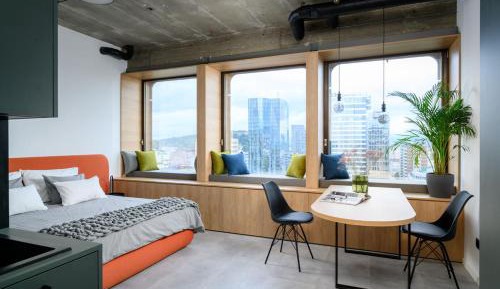 One-Bedroom Apartment