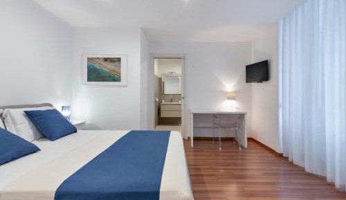 King Suite with Balcony