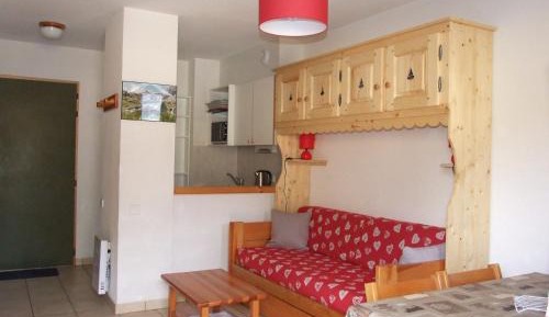 Apartment (4 Adults)