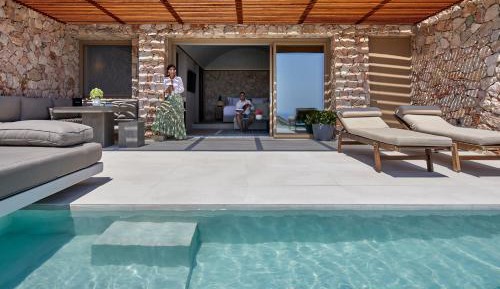 Retreat Suite, with Private Heated Plunge Pool and Sea View 