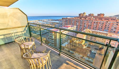 Superior Quadruple Room with Lateral Sea View 