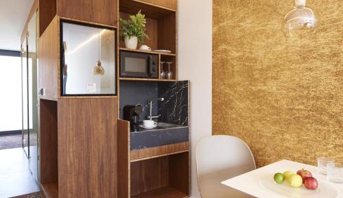 Standard King Room