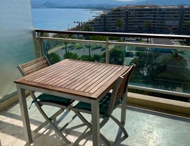 Studio with Sea View