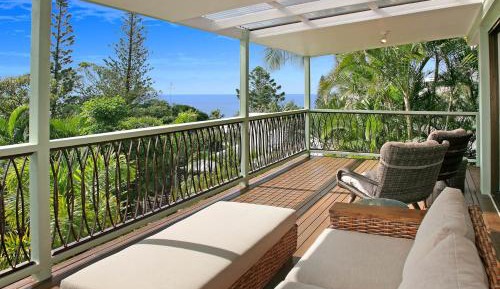 Four-Bedroom Holiday Home