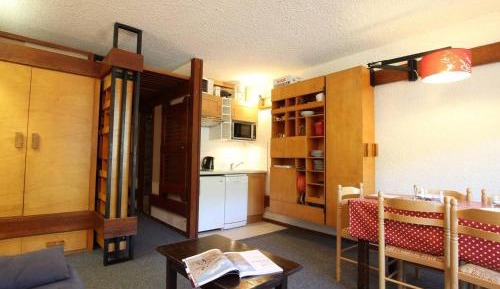 Apartment (5 Adults)