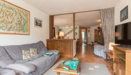 Apartment (10 Adults)