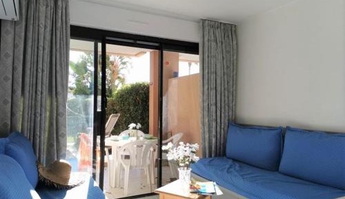 Apartment (4 Adults)