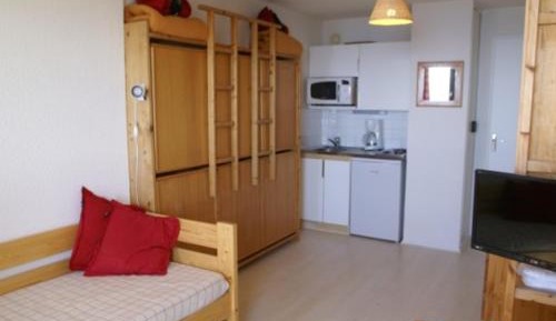 Apartment (3 Adults)