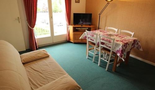 Apartment (4 Adults)