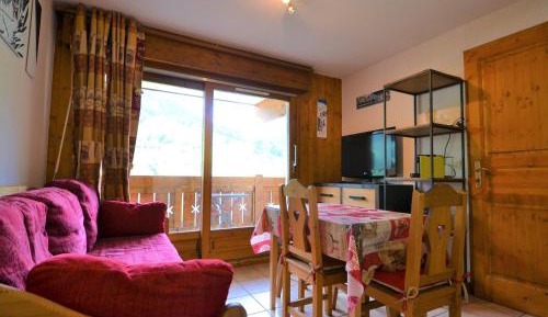 Apartment (4 Adults)