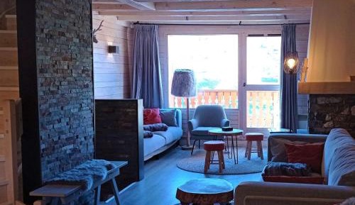 Chalet (11 Adults)