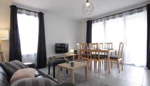 Apartment (8 Adults)