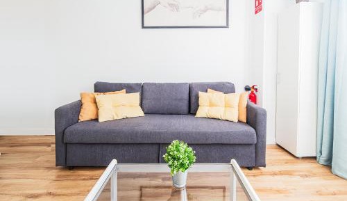 One-Bedroom Apartment