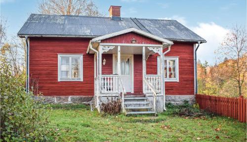 One-Bedroom Holiday Home