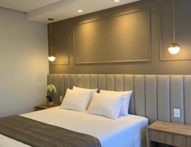 Deluxe Suite with Spa Bath