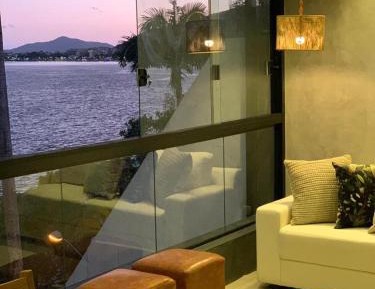 Studio Apartment with Sea View
