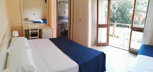 Triple Room with Balcony