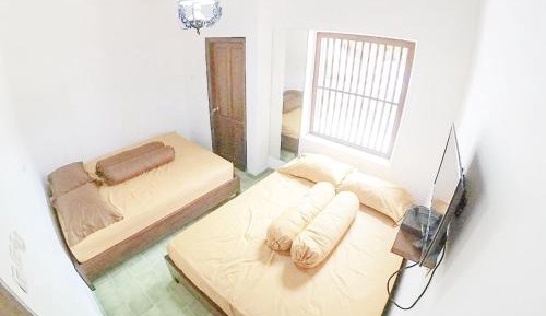 Double Room with Private Bathroom