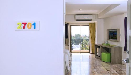 Deluxe Studio