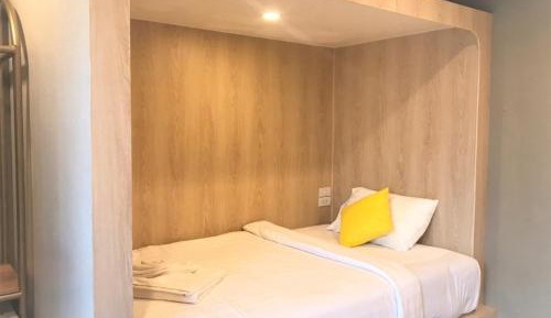 Deluxe Double or Twin Room with Balcony