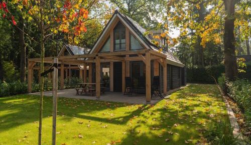 Three-Bedroom Holiday Home 