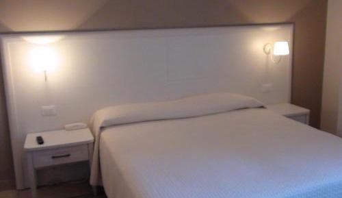 Studio with Balcony (3 Adults) 