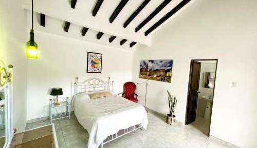 Deluxe Room (2 Adults + 1 Child)