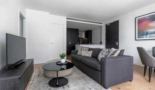 Two-Bedroom One-Bathroom Apartment Foresters Hall - Weekly Housekeeping